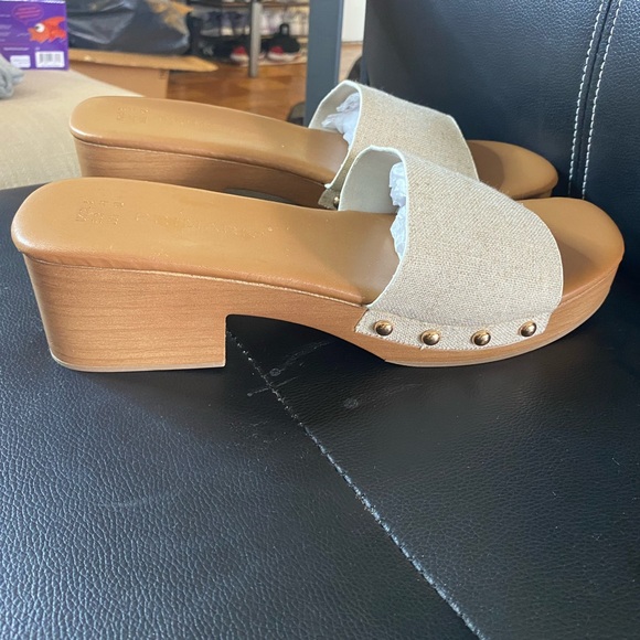 Primark Block Heel Slide On Sandals Cream Size 10 - Picture 6 of 13